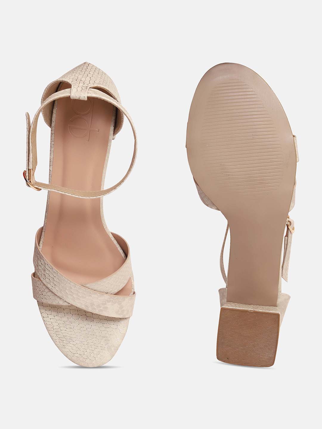 On the same beige Heels